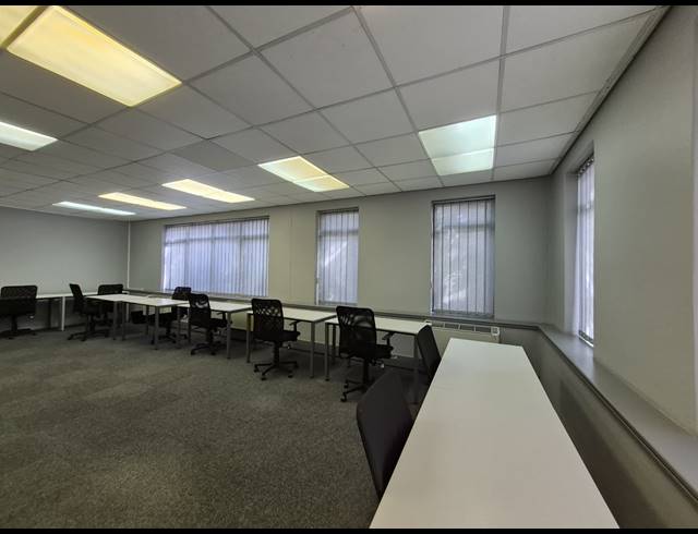 48M² OFFICE TO LET IN ROSEBANK